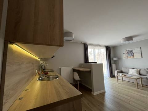 Apartament Jednopokojowy z wnęką sypialnianą M28